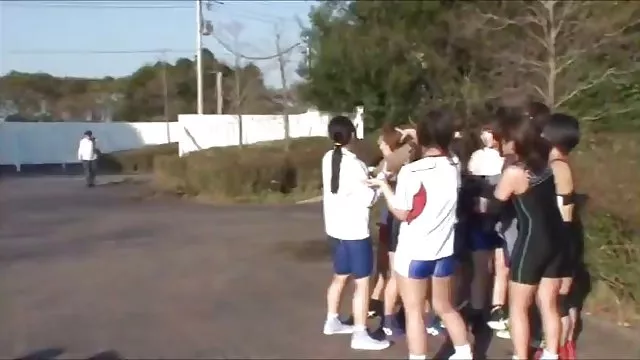 XXX hiçbir kayıt Sevimli kız fahişe pornfilimleri emmek ve lanet seviyor